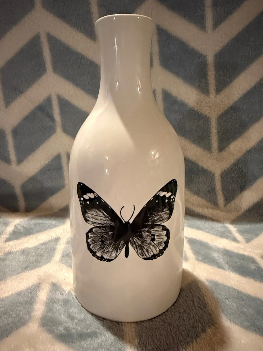 White Ceramic Fern & Hummingbird & Butterfly Accent Vases - Set of 3